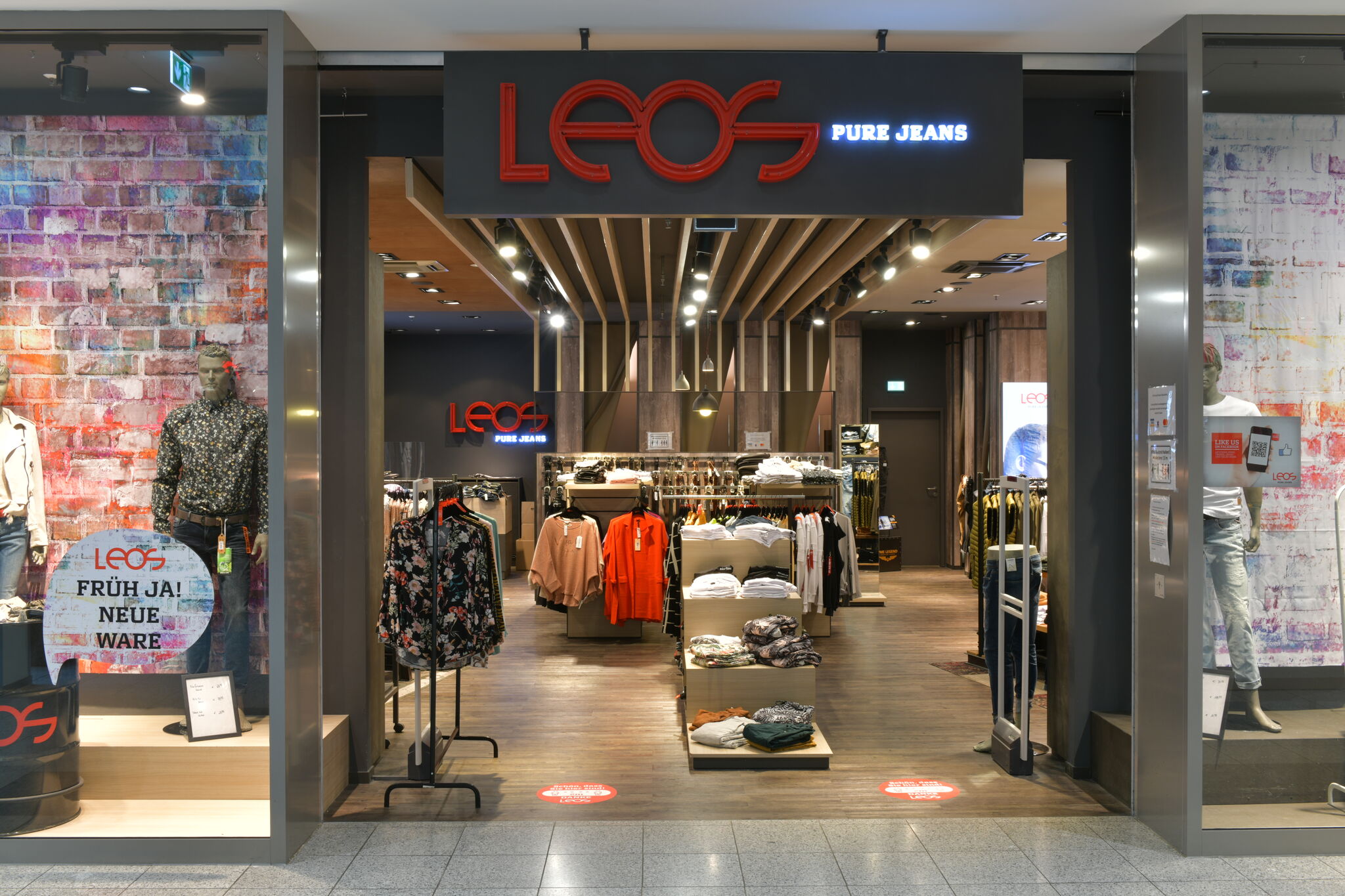 Leos Jeans
