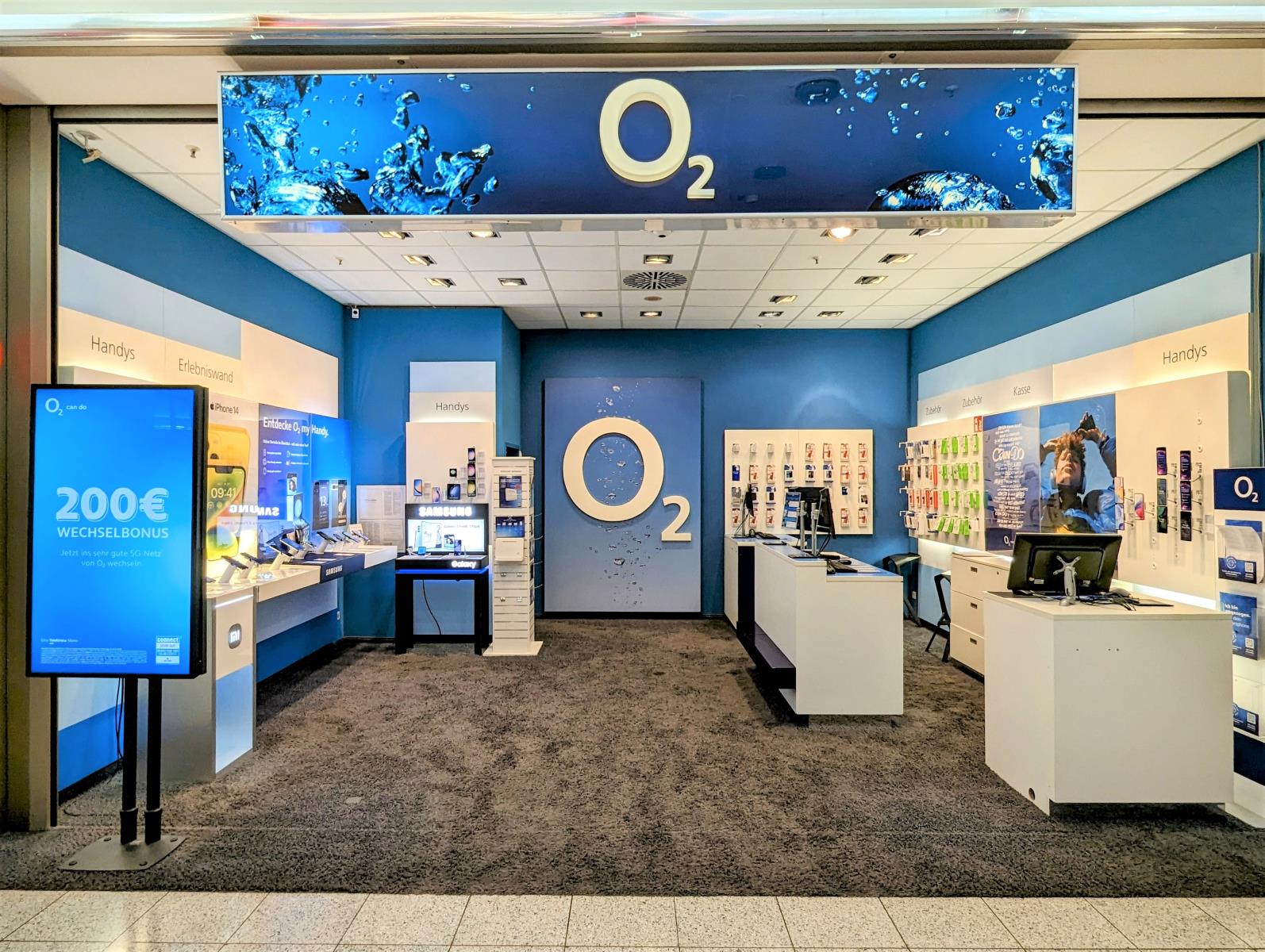 O2 Shop 1. Flur