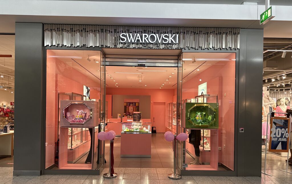 SWAROVSKI
